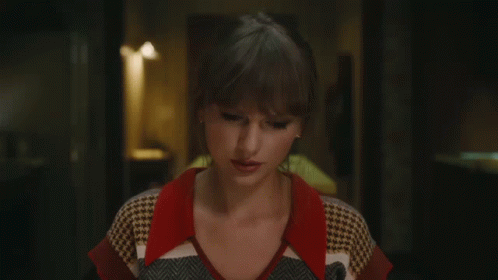 Taylor Swift Gif,American Singer Gif,Musical Artist Gif,Recognized Gif,Songwriter. Gif,Taylor Alison Swift Gif