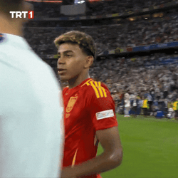 Lamine Yamal Gif