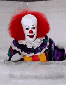 Pennywise Gif