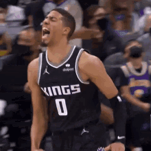Tyrese Haliburton Gif