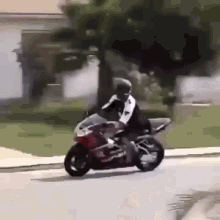 Suzuki Raider 150 Gif