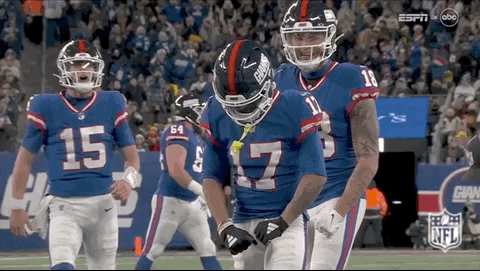 Dexter Lawrence Gif