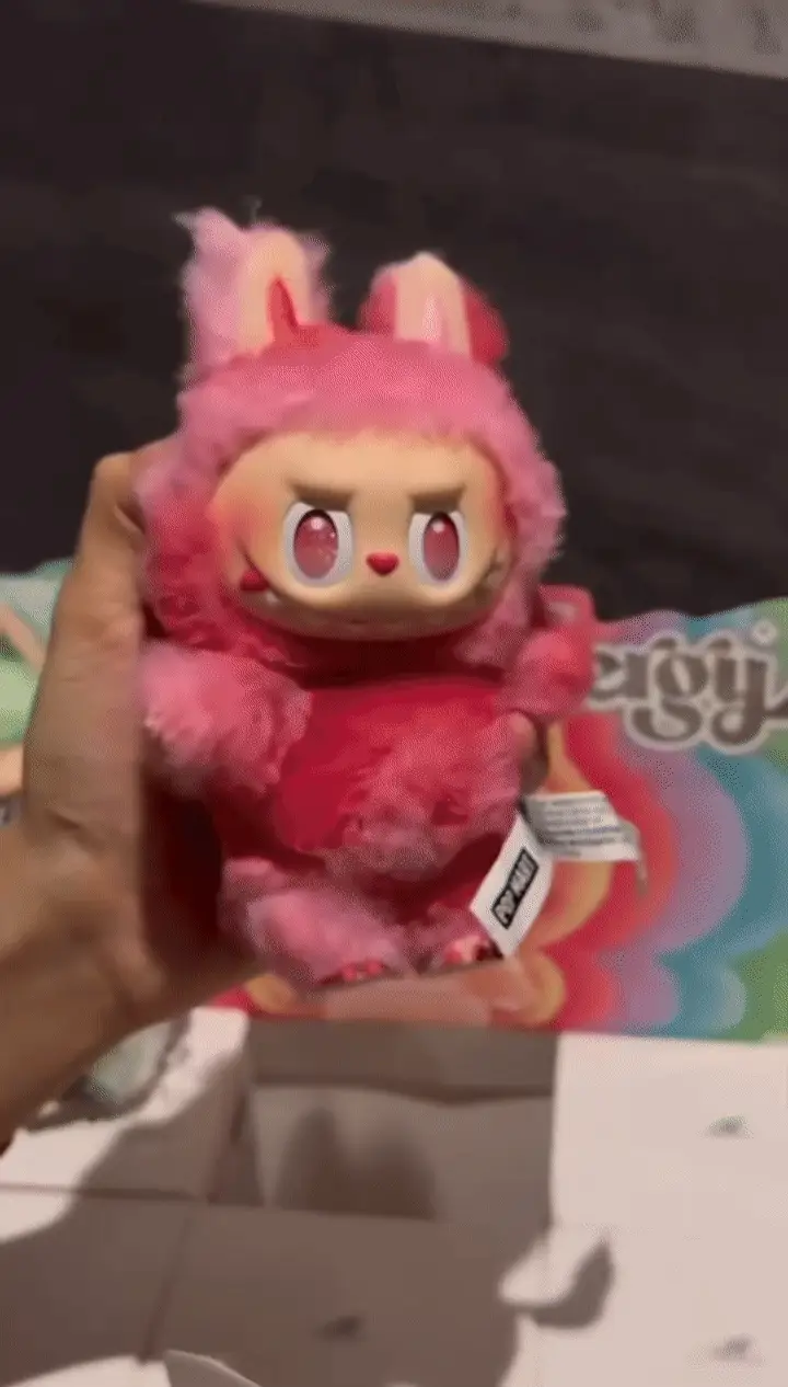 Labubu Gif